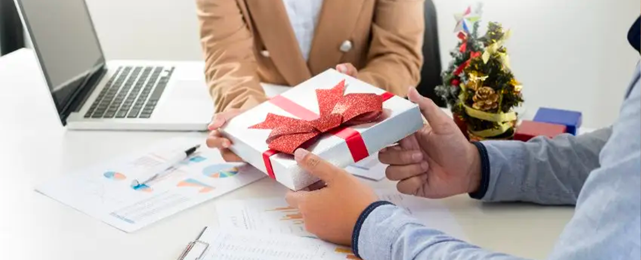 Les cadeaux d’entreprise : il est temps que ça change !